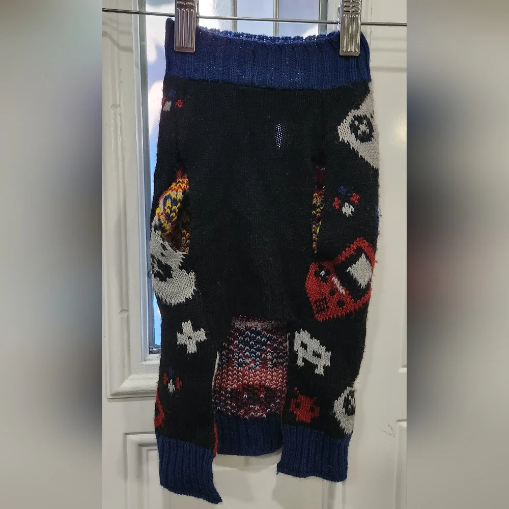 Vibrant life Space Invaders doggie knit sweater size Small